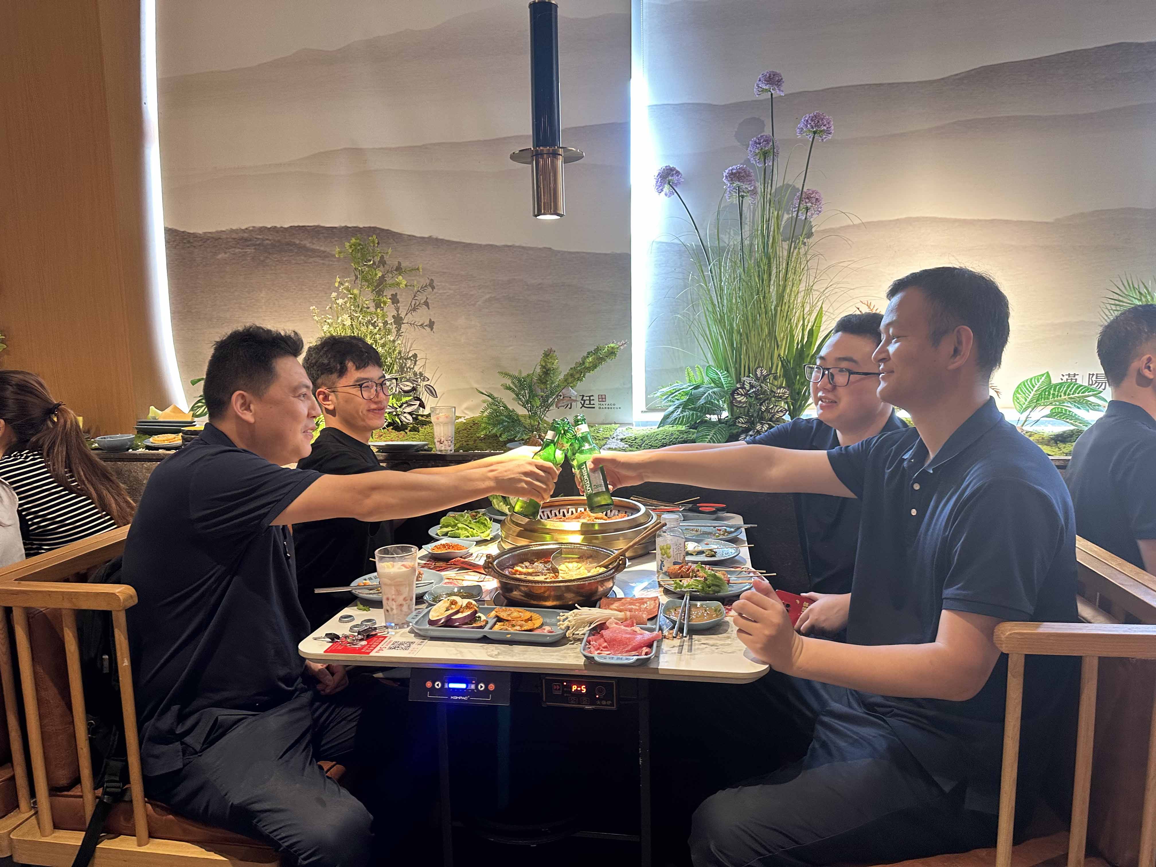 久信達(dá)科技公司員工齊聚光明區(qū)蠄蜍石，開啟活力爬山之旅暨團(tuán)建活動(dòng)(圖5)